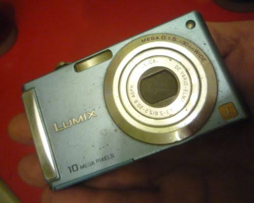 Blue 10 Meg Camera W8428
