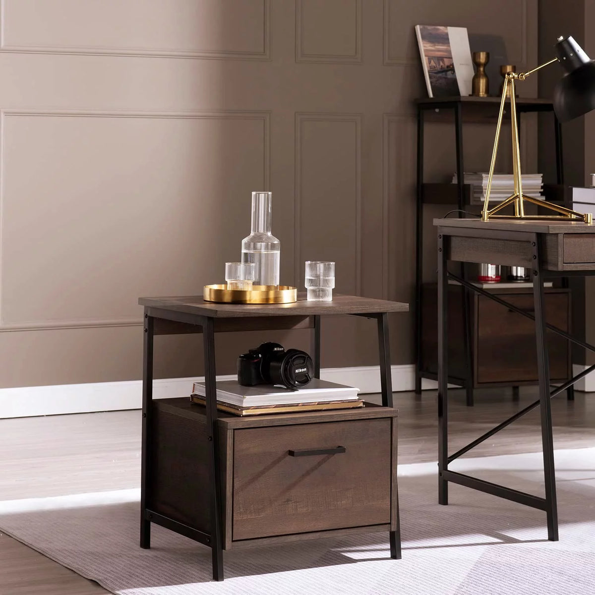 Smoky Oak End Table G26900