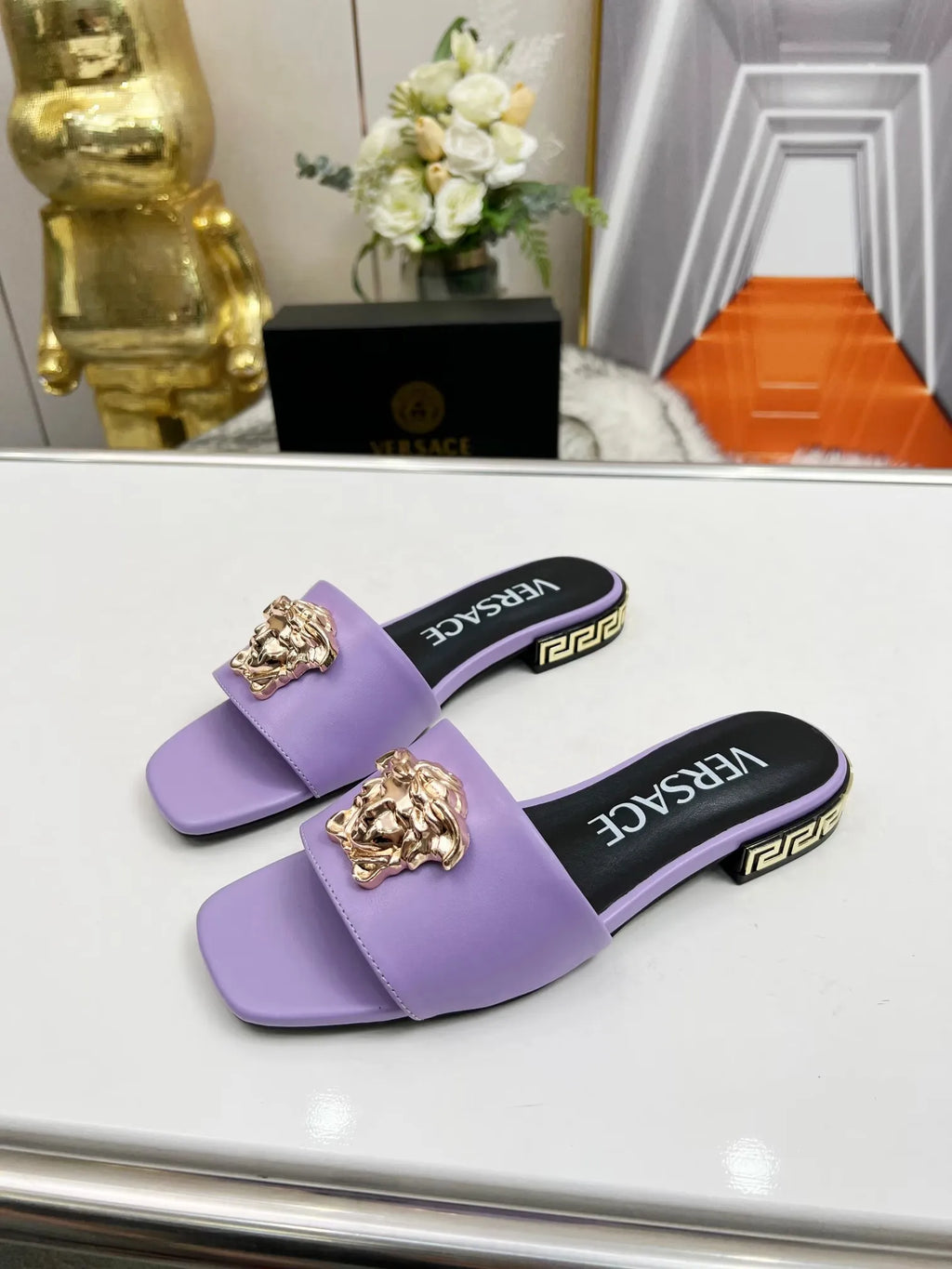 Women Slippers J468173