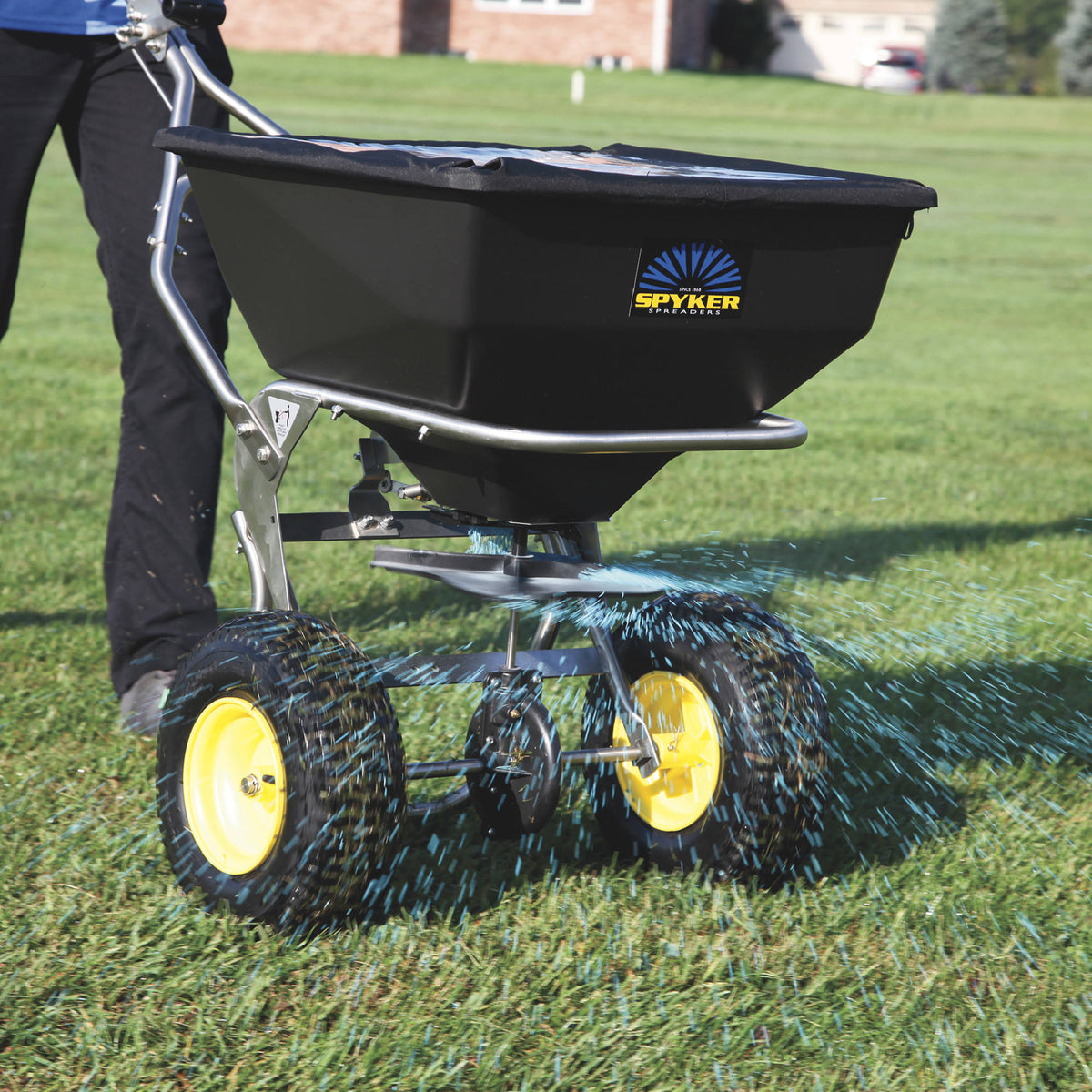 Walk-Behind Broadcast Spreader 80-lb. Capacity G483