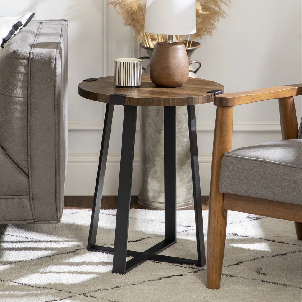Set of 2 Dark Walnut Round Side Tables G850166