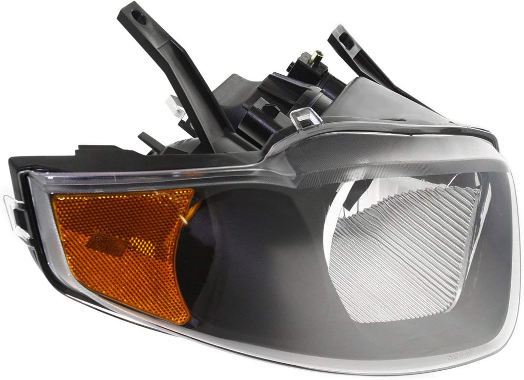 Headlight Set Left Driver and Right Passenger Side Halogen With bulb(s) P131766