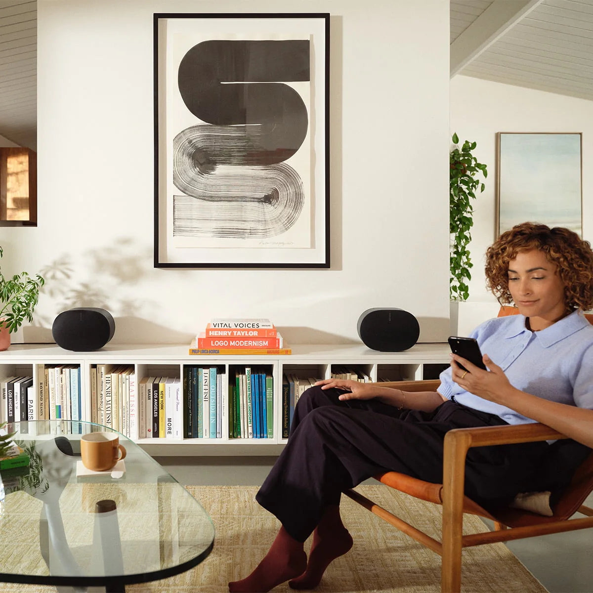 Black Voice-Controlled Wireless Smart Speaker K2575