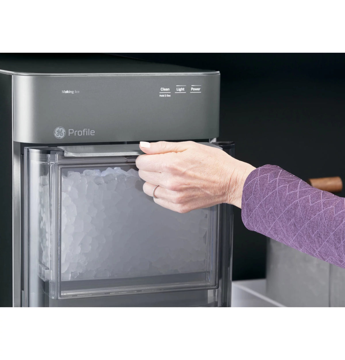 Countertop Nugget Ice Maker with WiFi Connectivity I32481