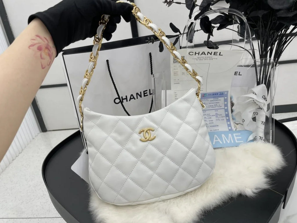 White Hobo Handbag G34724