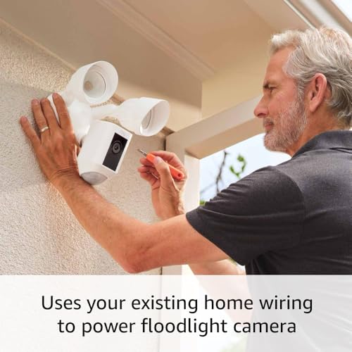 Wired Floodlight Cam with 1080p HD Video V6955