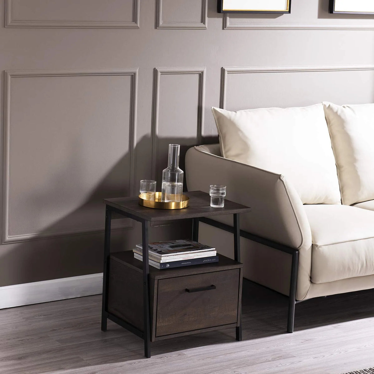 Smoky Oak End Table G26900