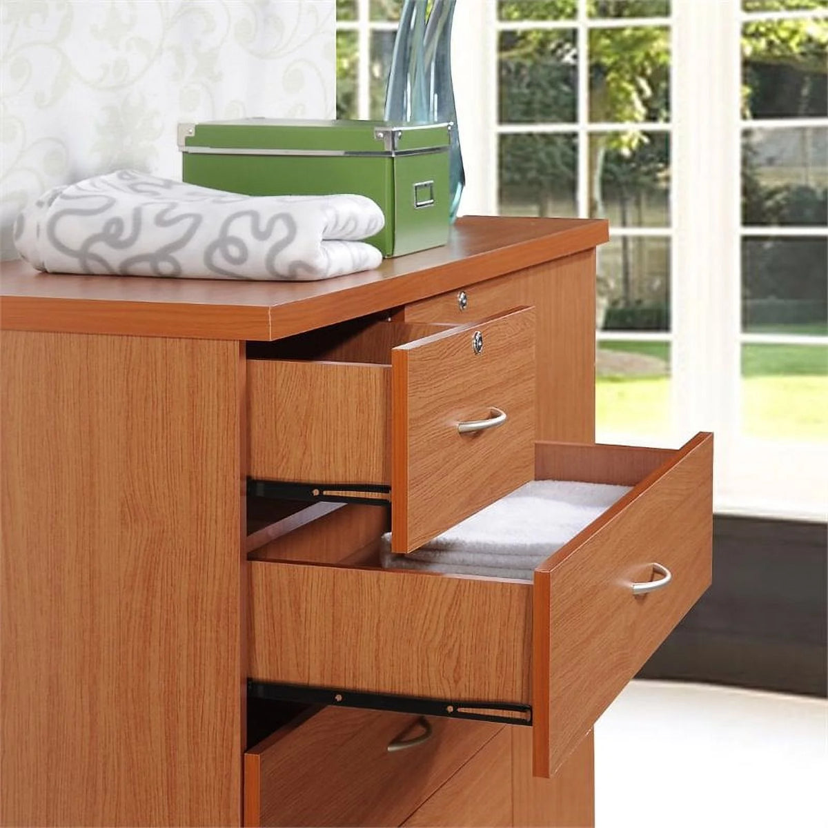 7 Drawer 1 Door Cherry Chest B20137